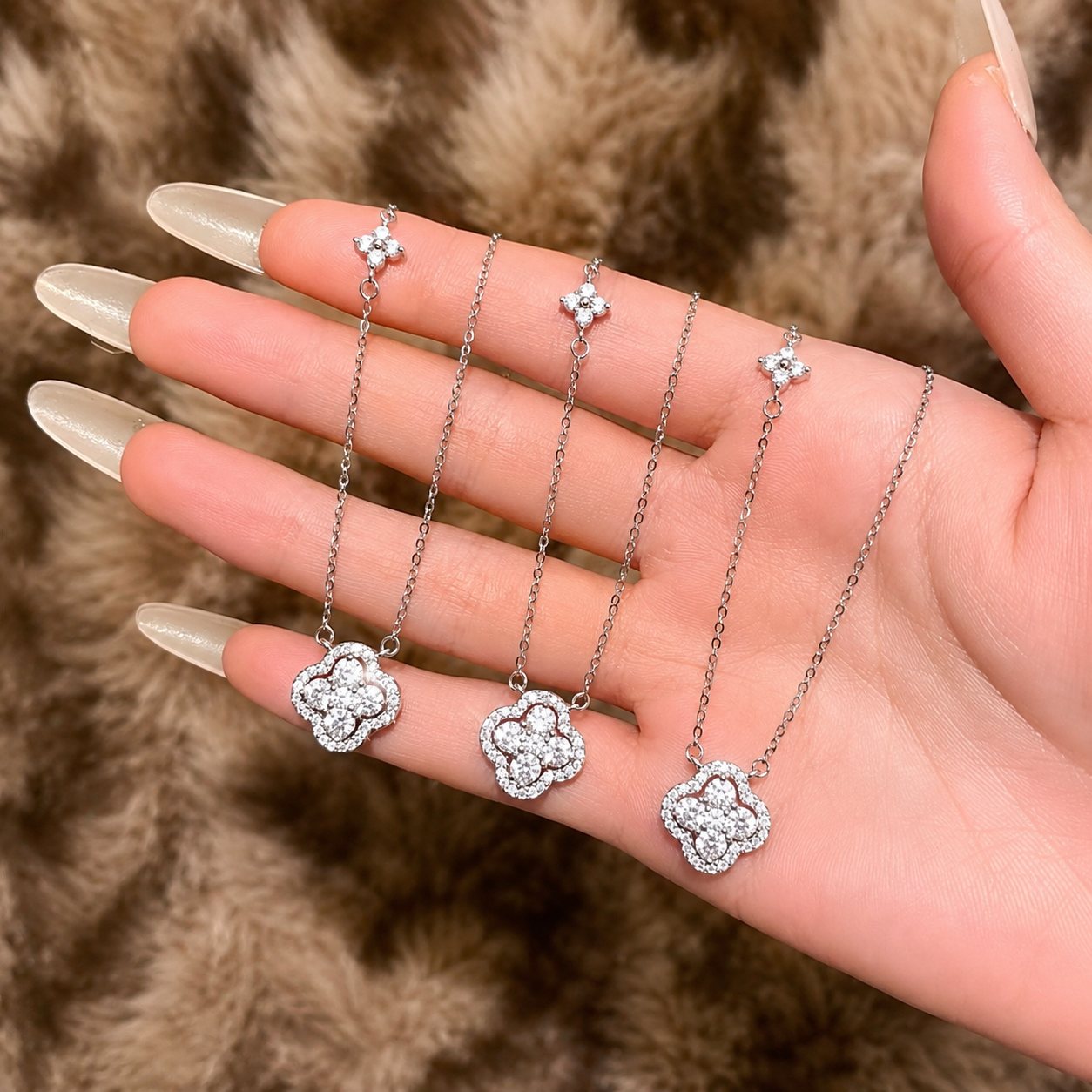 Erina Duo Clover Necklace