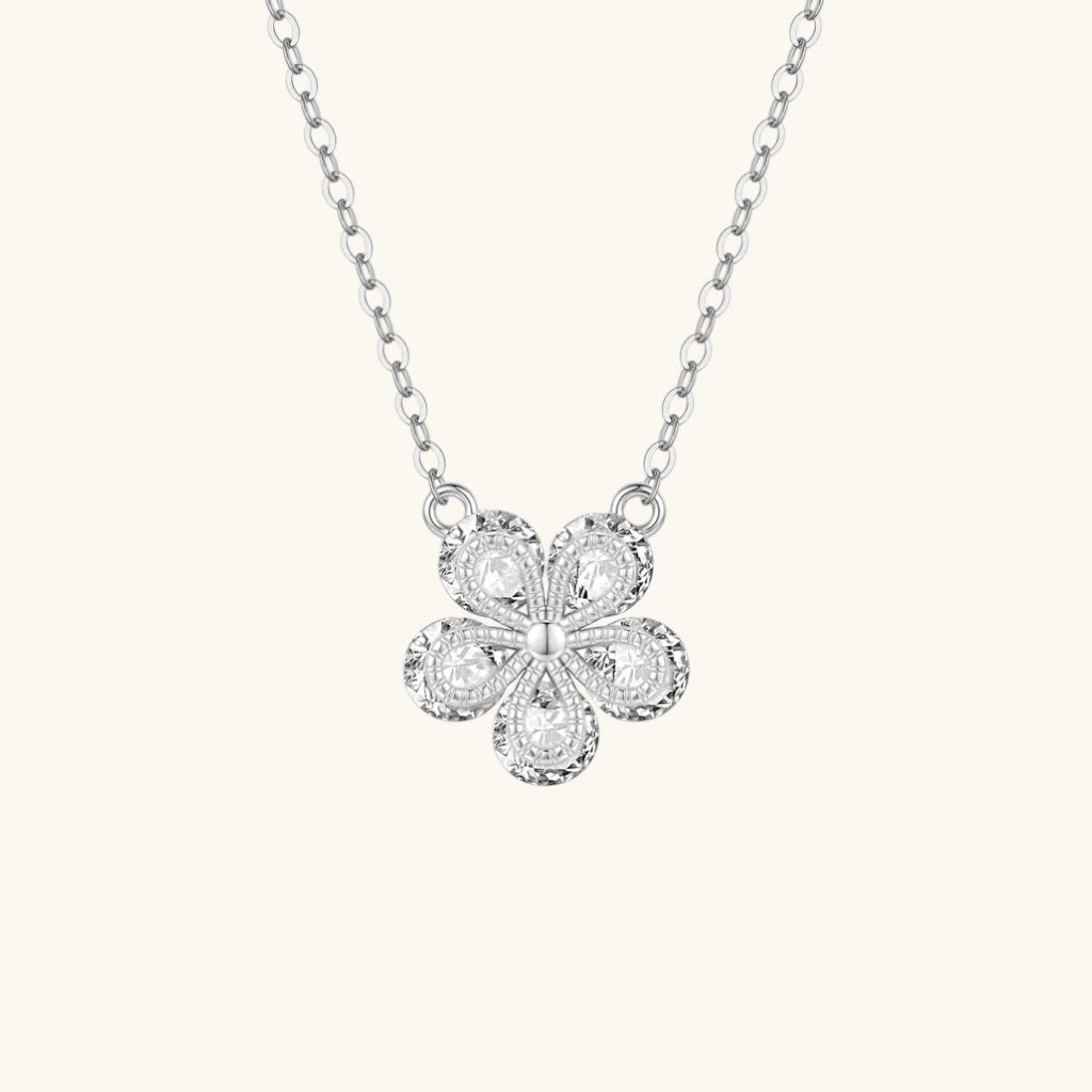 Evia Floral Necklace