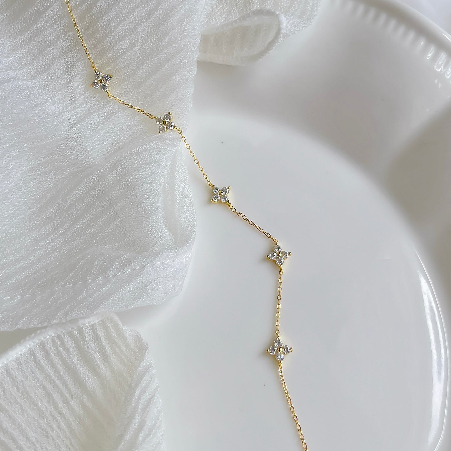 Cecie Four-Leaf Clover Bracelet in Gold