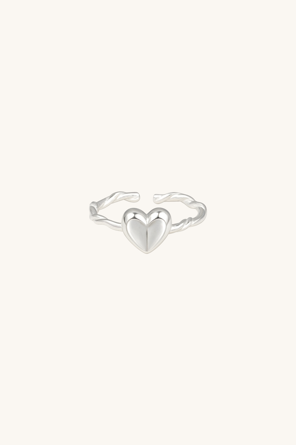 Mila Heart Ring