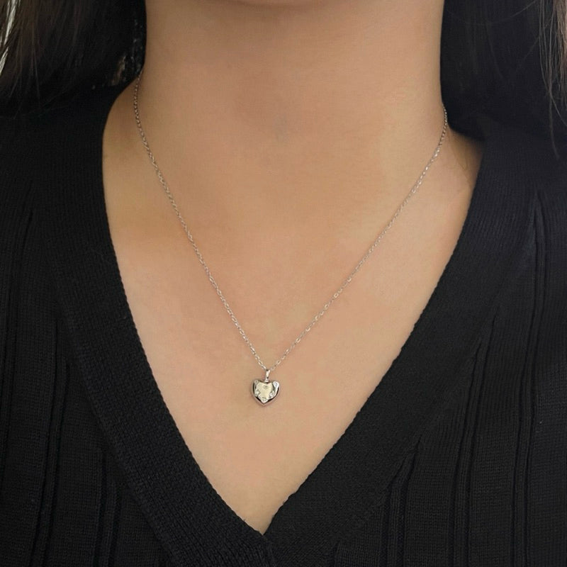 Adore Heart Bijoux Pendant with Tiny White Zirconia Stone Bracelet (Silver / Gold)