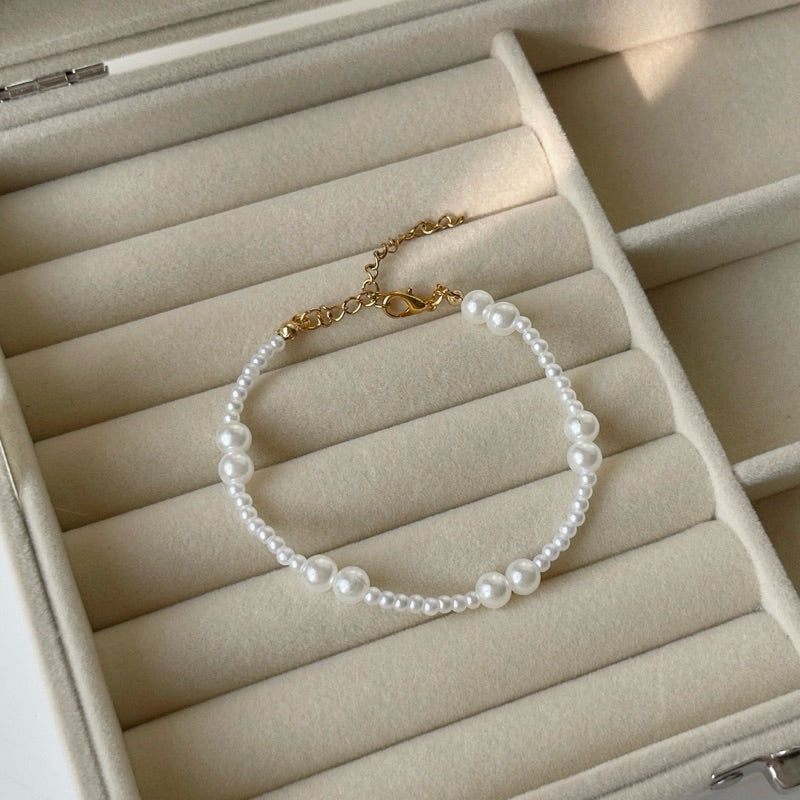 Tara White Pearls Bracelet