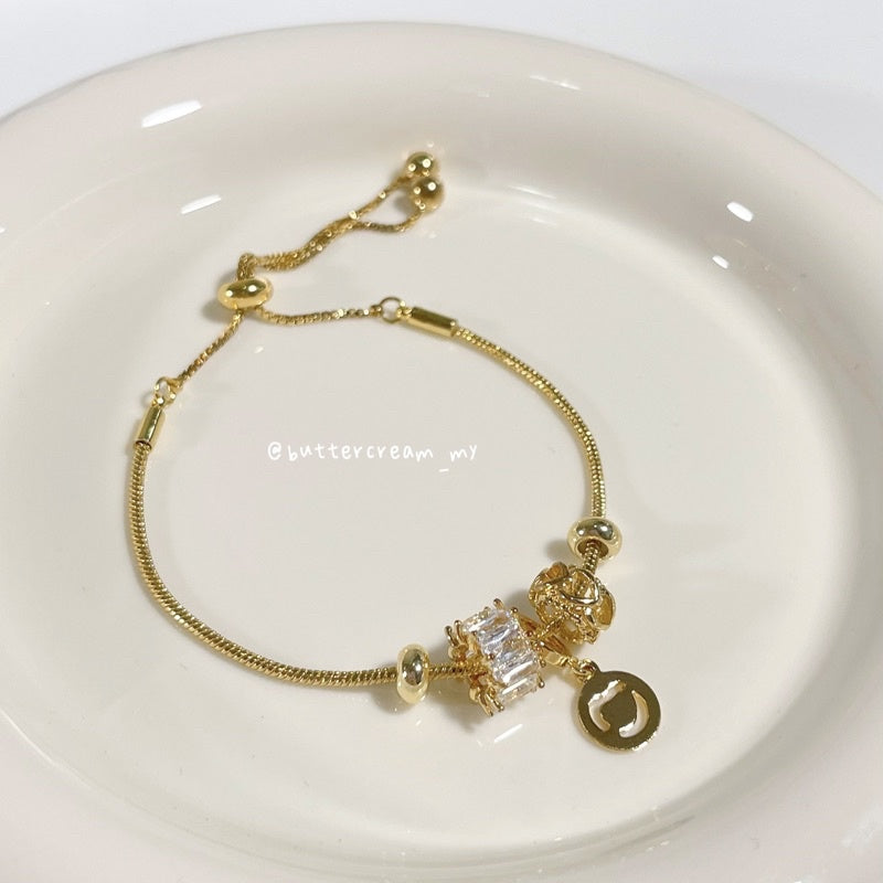 Gwen Snake Chain Slider Charmed Bracelet