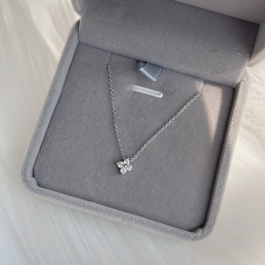 Lumi Four-Leaf Clover Necklace in Silver