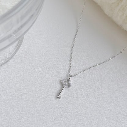 Giselle Clover Key Pendant Necklace