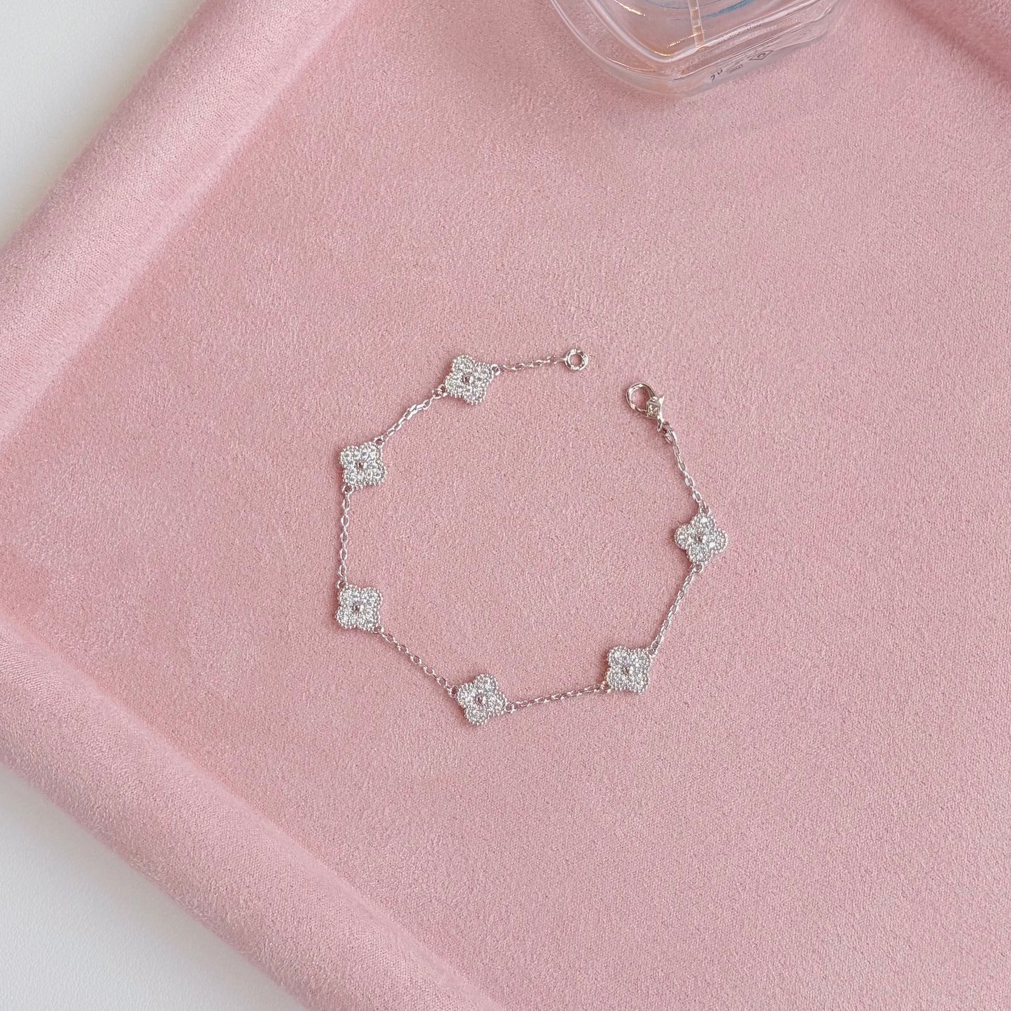 Hailey Clover Link Chain Bracelet