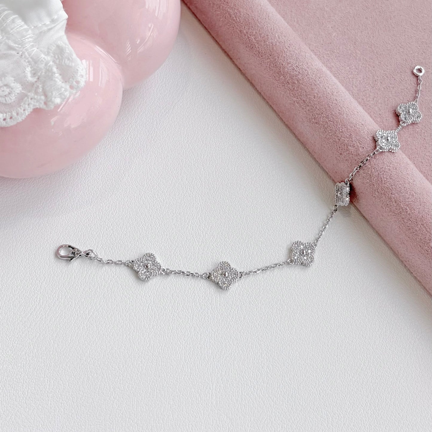 Hailey Clover Link Chain Bracelet