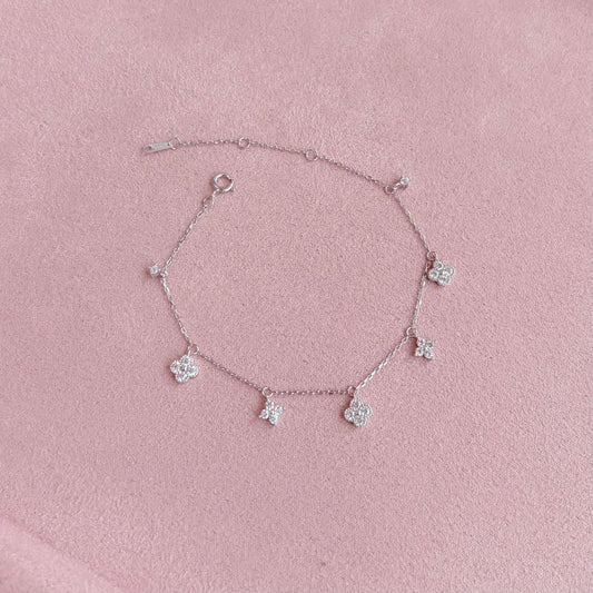 Twinkle Dainty Clover Charms Bracelet