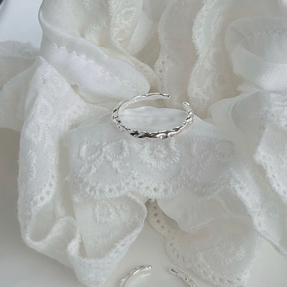 Hazelle Classic Plain Textured Ring