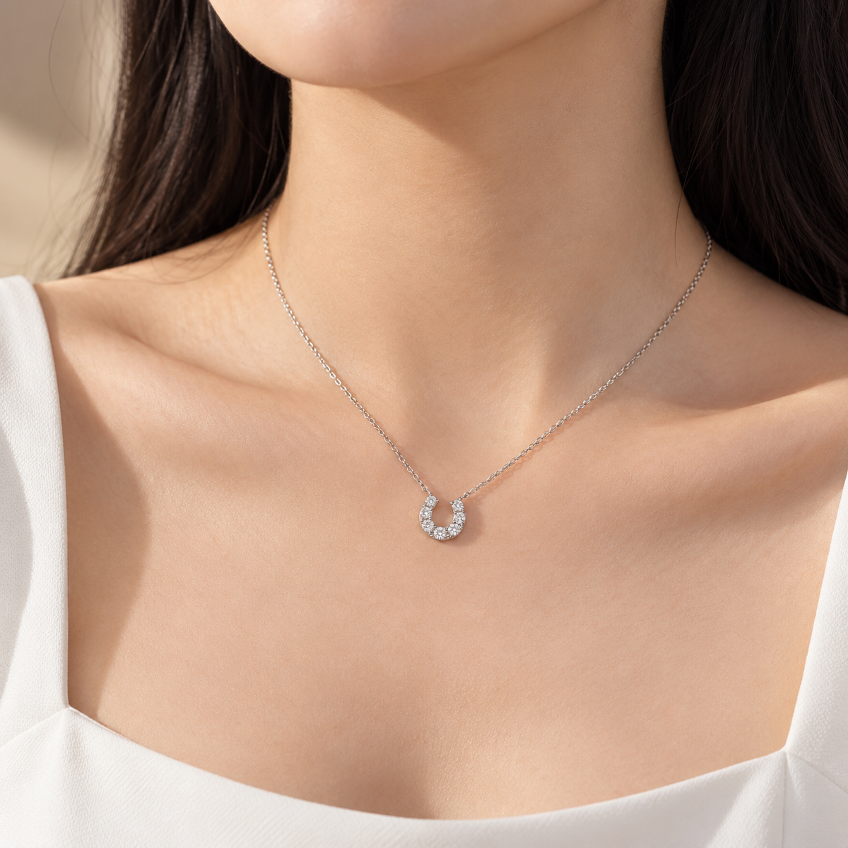 Jess Horseshoe Necklace