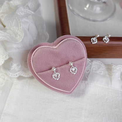 Evonne Intertwined Heart Pearl Stud Earrings