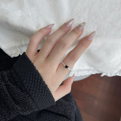 Grace Heart Zirconia Twisted Side Ring