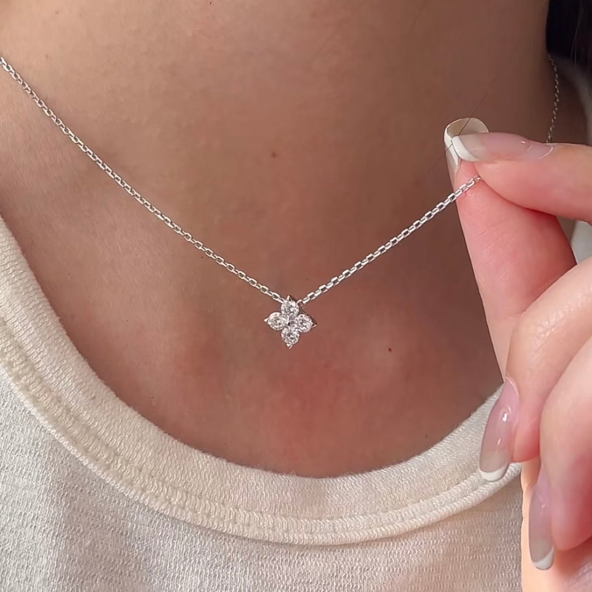 Lumi Four-Leaf Clover Necklace in Silver