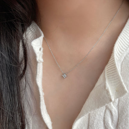 Lumi Four-Leaf Clover Necklace in Silver