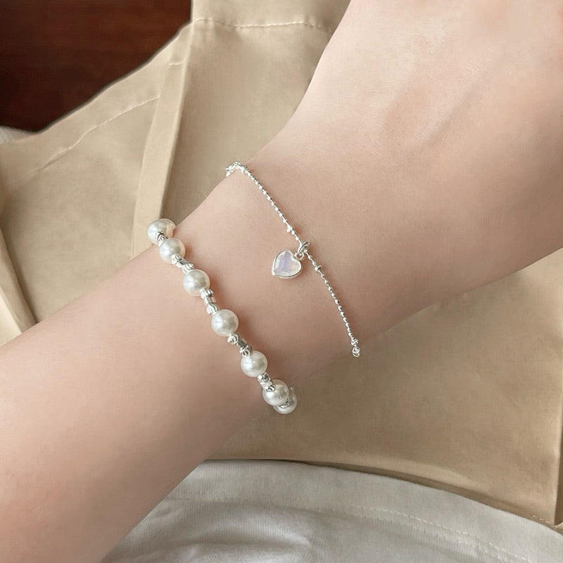 BUTTERCREAM Cayla & Rossy s925 Silver Freshwater White Pearls with Heart Pendant Bracelet