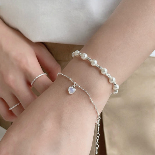 BUTTERCREAM Cayla & Rossy s925 Silver Freshwater White Pearls with Heart Pendant Bracelet