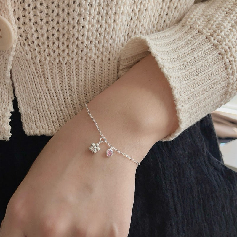 Luna Mini Heart Link Chain Bracelet with Flower / Ribbon Pendant Bracelet