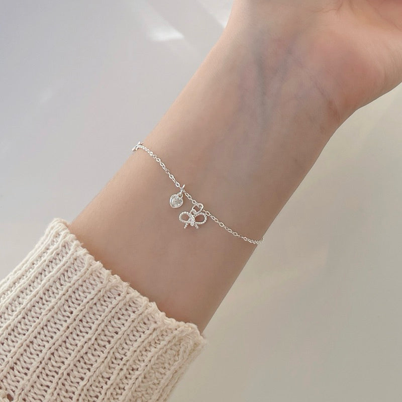 Luna Mini Heart Link Chain Bracelet with Flower / Ribbon Pendant Bracelet