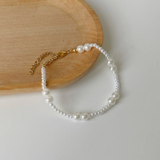 BUTTERCREAM Tara White Pearls Bracelet