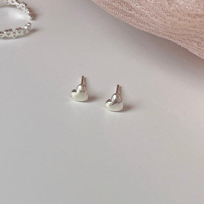 Effie Mini Heart Stud Earrings