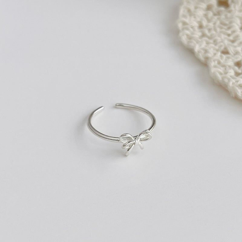 BUTTERCREAM Dottie s925 Silver Ribbon Bow Knot Ring