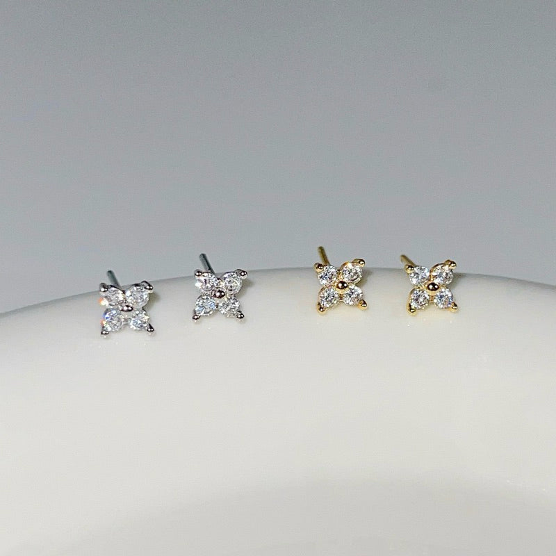 BUTTERCREAM Vivi s925 Silver Four-Leaf Clover Stud Earrings (Gold / Silver)